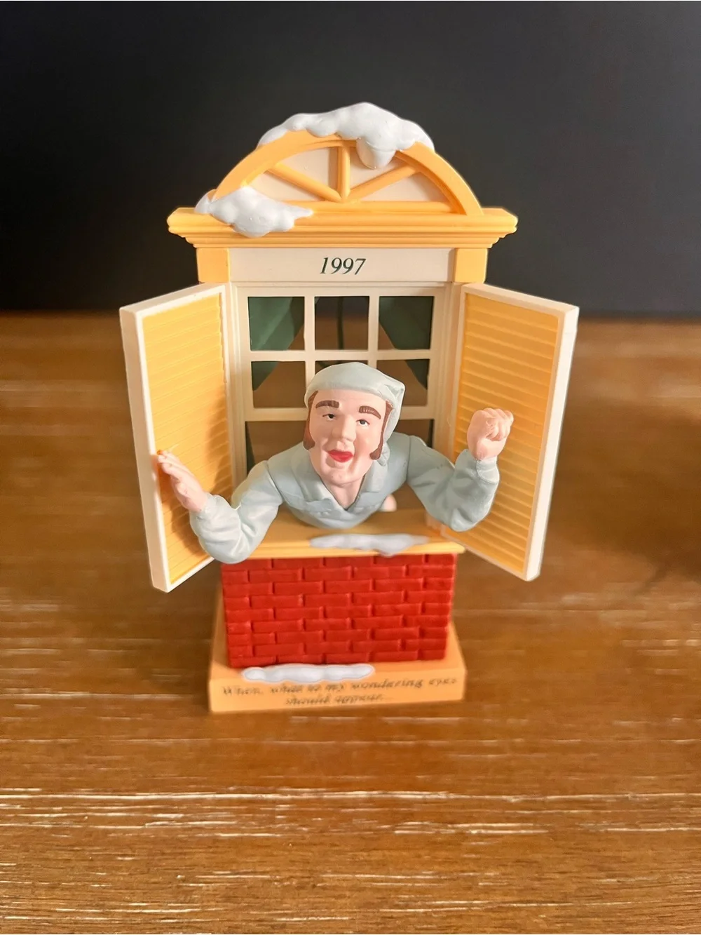 Hallmark 1997 AWAY TO THE WINDOW ‘Twas The Night Before Christmas Ornament